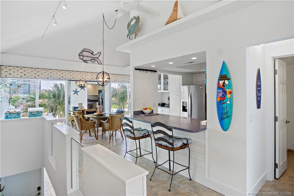 Stuart, Florida 34996, United States, 2 Bedrooms Bedrooms, ,3 BathroomsBathrooms,Residential,Active,250572