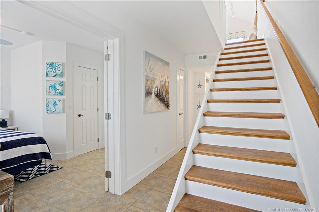 Stuart, Florida 34996, United States, 2 Bedrooms Bedrooms, ,3 BathroomsBathrooms,Residential,Active,250572