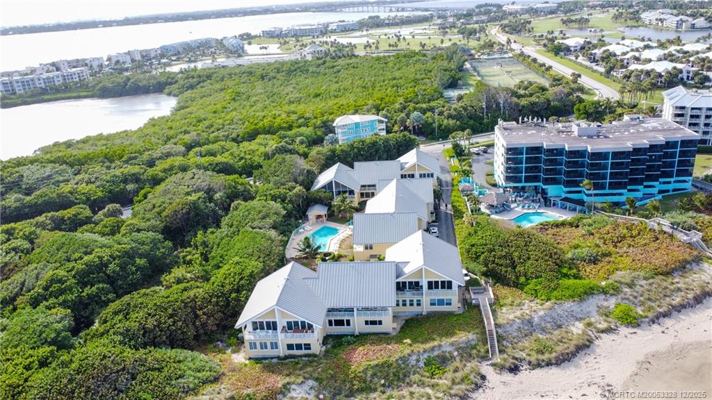 Stuart, Florida 34996, United States, 2 Bedrooms Bedrooms, ,3 BathroomsBathrooms,Residential,Active,250572