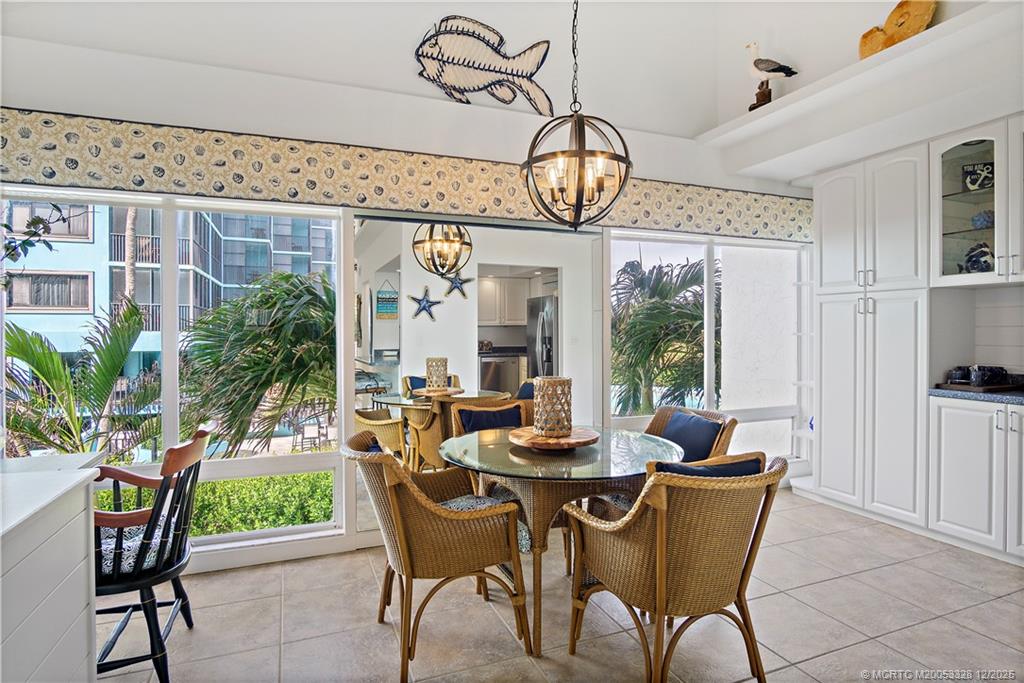 Stuart, Florida 34996, United States, 2 Bedrooms Bedrooms, ,3 BathroomsBathrooms,Residential,Active,250572