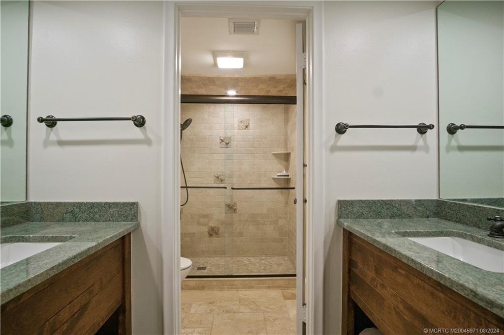 Stuart, Florida 34996, United States, 2 Bedrooms Bedrooms, ,2 BathroomsBathrooms,Residential,Active,51249