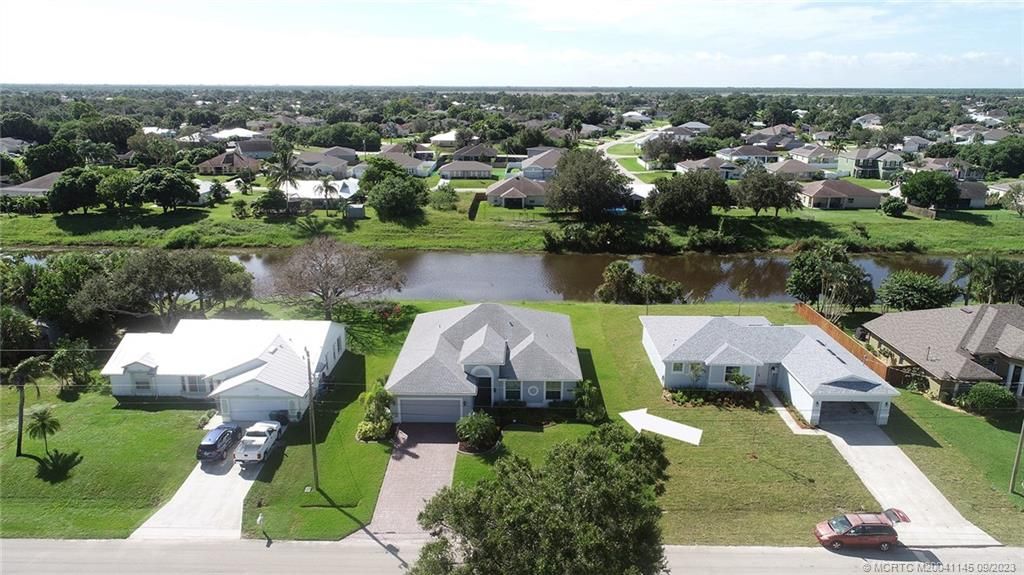 Photo of 378 SW Jeanne Avenue, Port Saint Lucie, FL 34953 (MLS # M20041145)