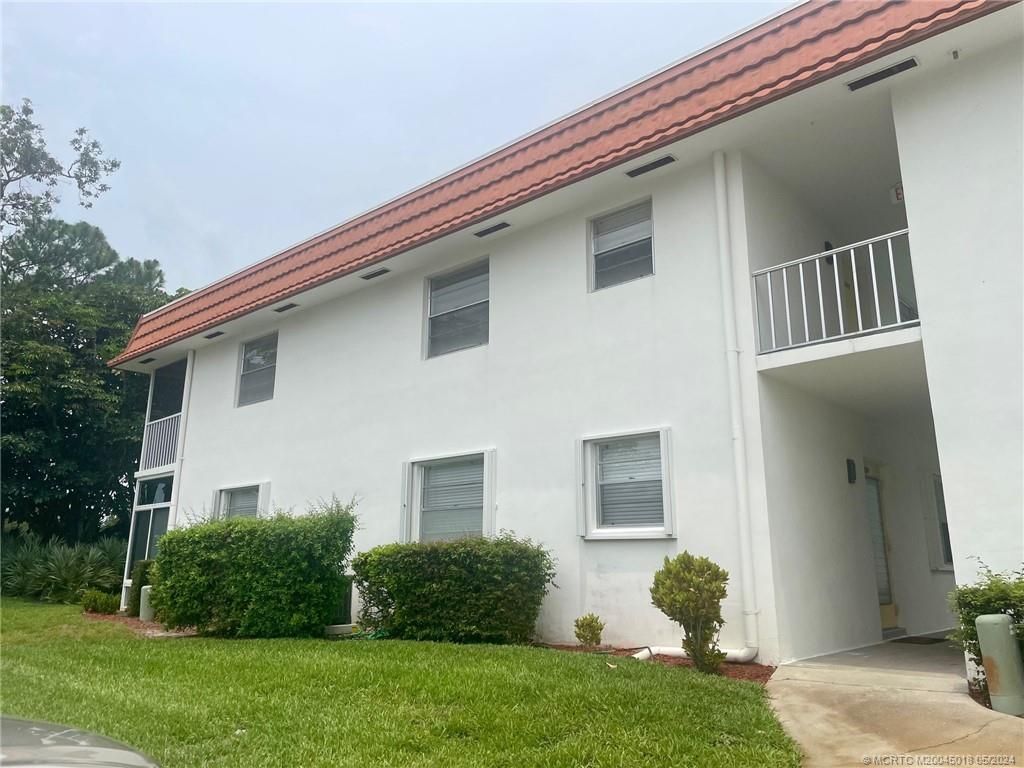 Photo of Stuart, FL 34994 (MLS # M20045018)