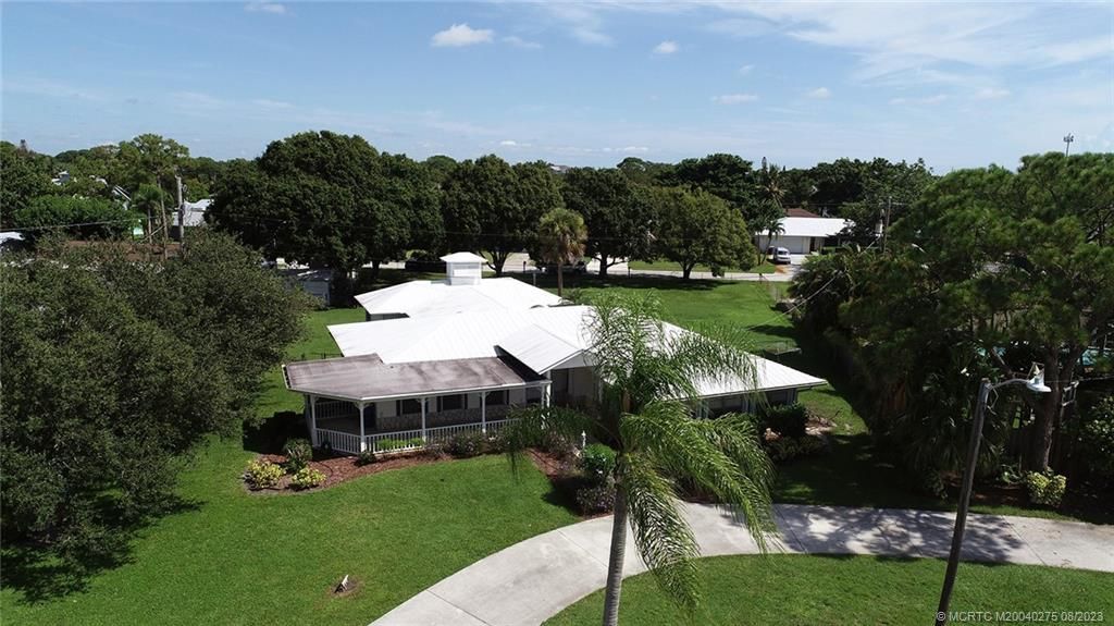 Photo of 1242 NW Palm Lake Drive, Stuart, FL 34994 (MLS # M20040275)