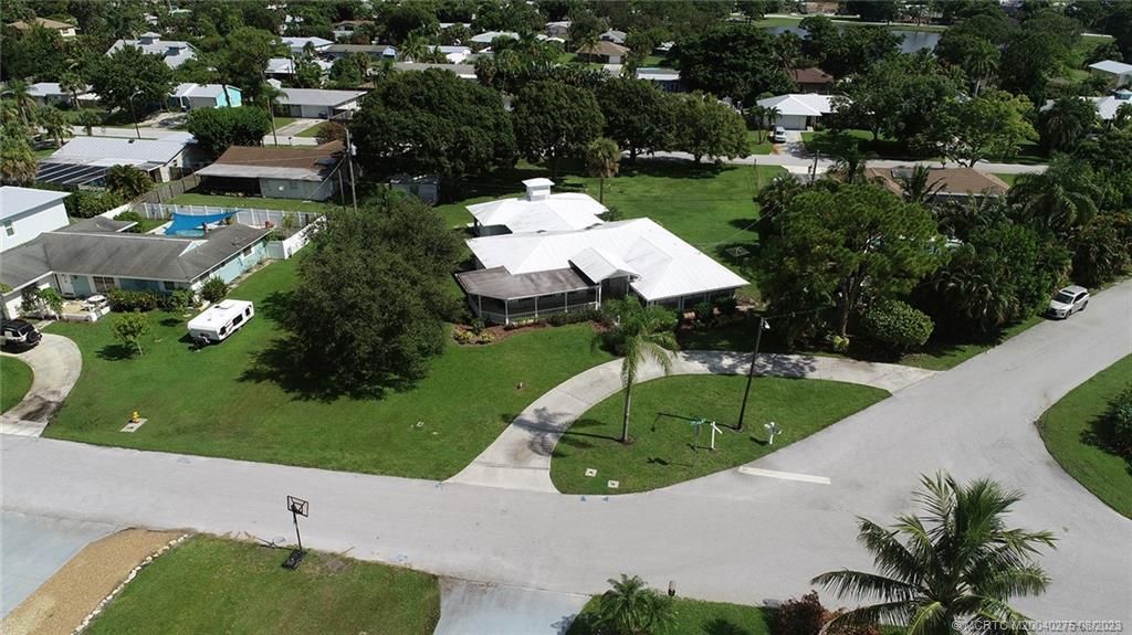 Photo of 1242 NW Palm Lake Drive, Stuart, FL 34994 (MLS # M20040275)