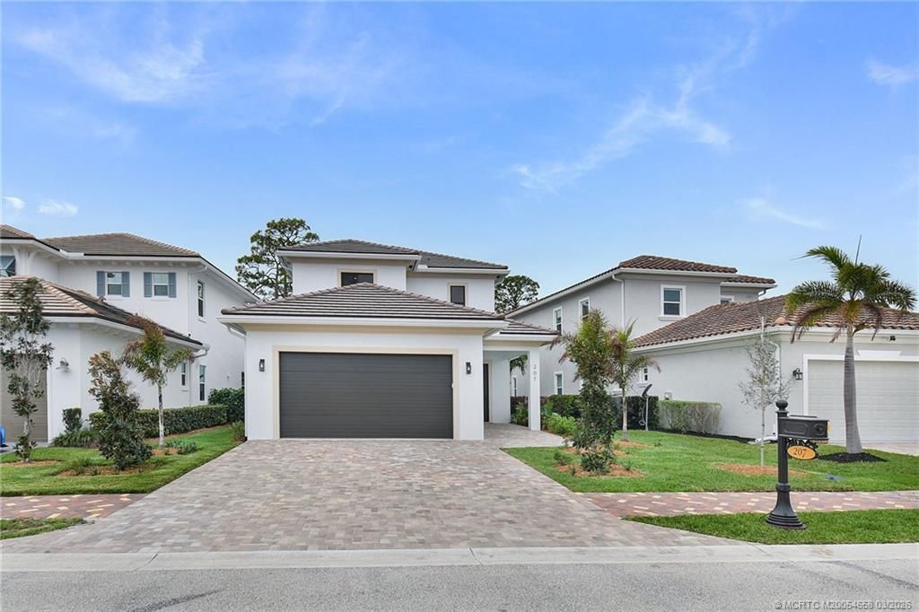 Photo of 207 SE Via Bisento, Port Saint Lucie, FL 34952 (MLS # M20054658)