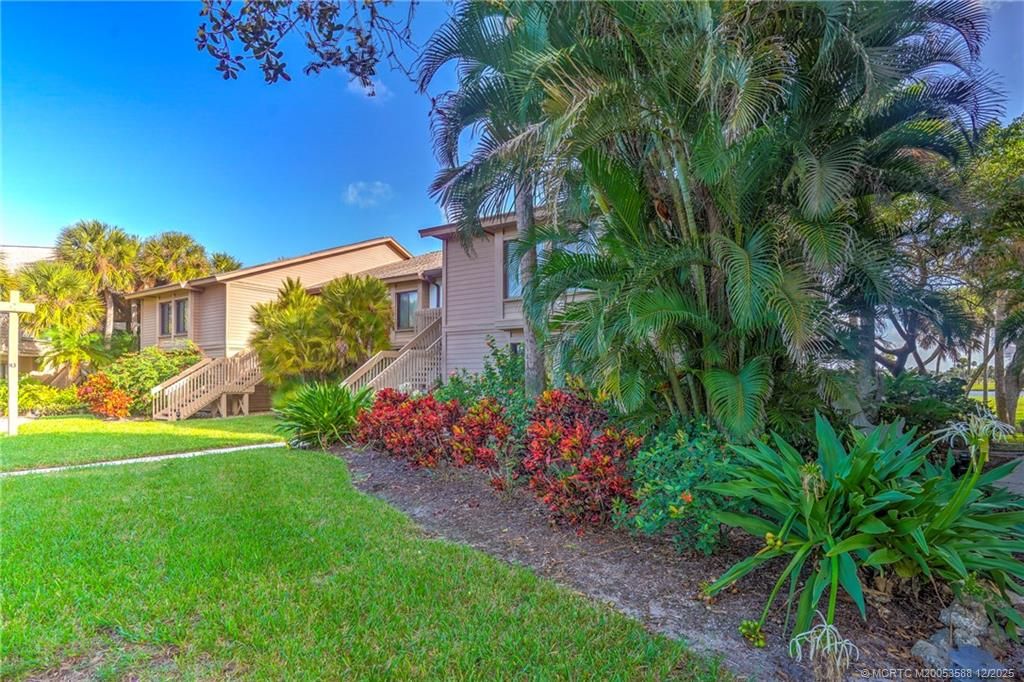 Photo of 233 NE Edgewater Drive #204, Stuart, FL 34996 (MLS # M20053588)