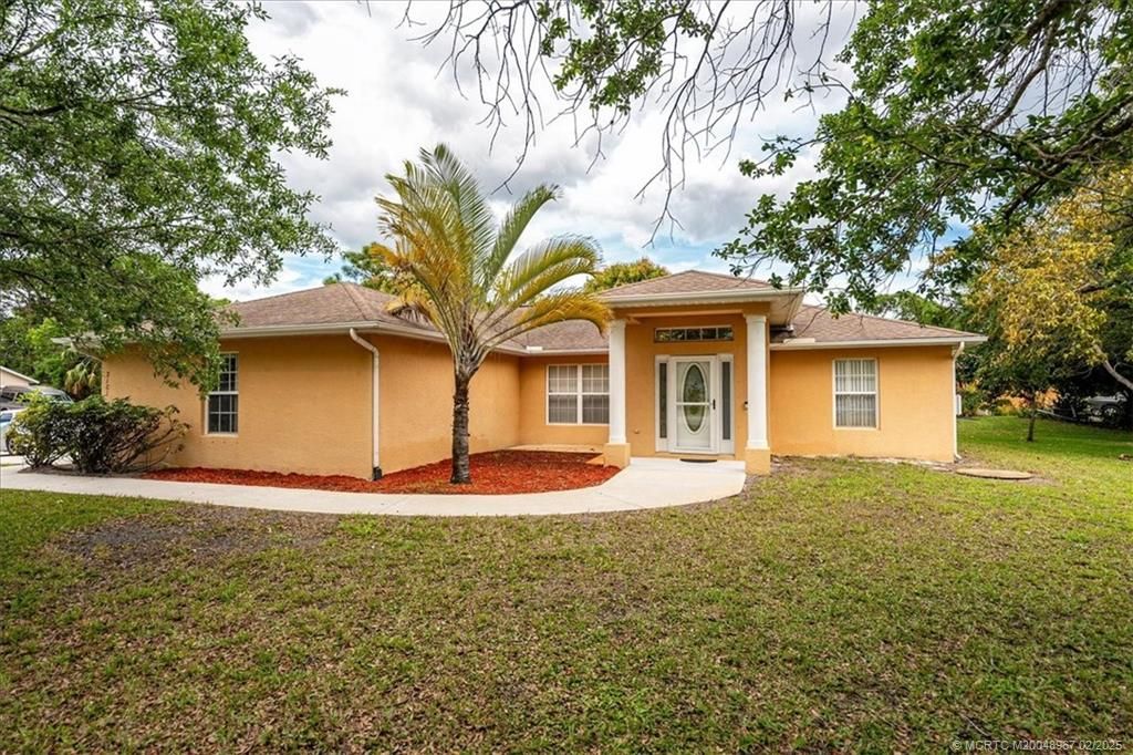 Photo of 2181 SW Brisbane Street, Port Saint Lucie, FL 34984 (MLS # M20048967)