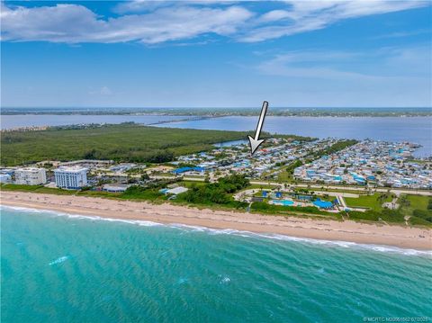 Photo of 48 Aqua Ra Drive, Jensen Beach, FL 34957 (MLS # M20051562)