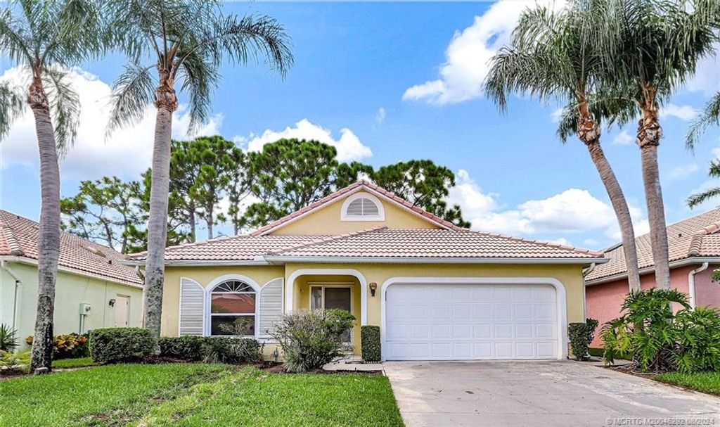 Photo of 4324 SE Hopetown Terrace, Stuart, FL 34997 (MLS # M20046292)