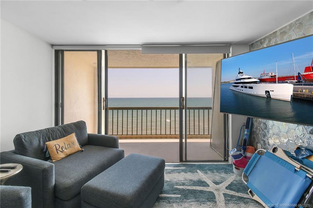 Jensen Beach, Florida 34957, United States, 2 Bedrooms Bedrooms, ,2 BathroomsBathrooms,Residential,Active,128506