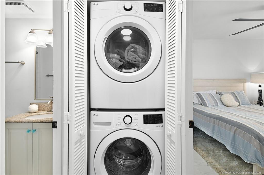 Jensen Beach, Florida 34957, United States, 2 Bedrooms Bedrooms, ,2 BathroomsBathrooms,Residential,Active,128506