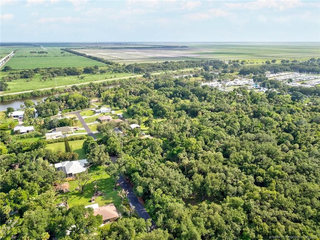 Photo of 16204 SW Pineview Avenue, Indiantown, FL 34956 (MLS # M20035113)