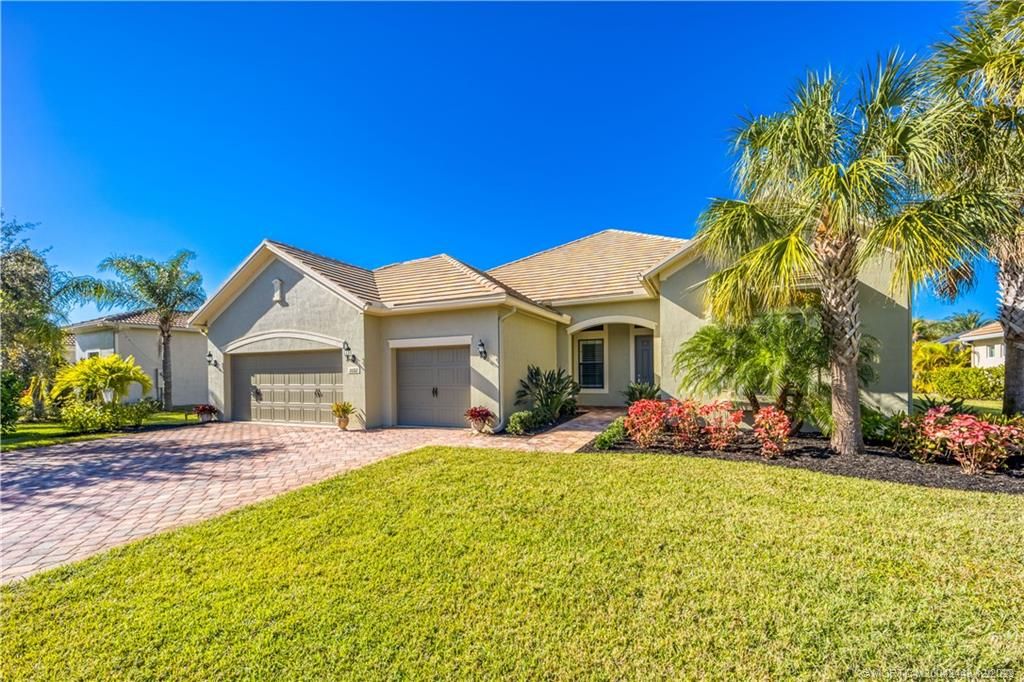 Photo of 1092 SW Scrub Oak Avenue, Palm City, FL 34990 (MLS # M20042443)