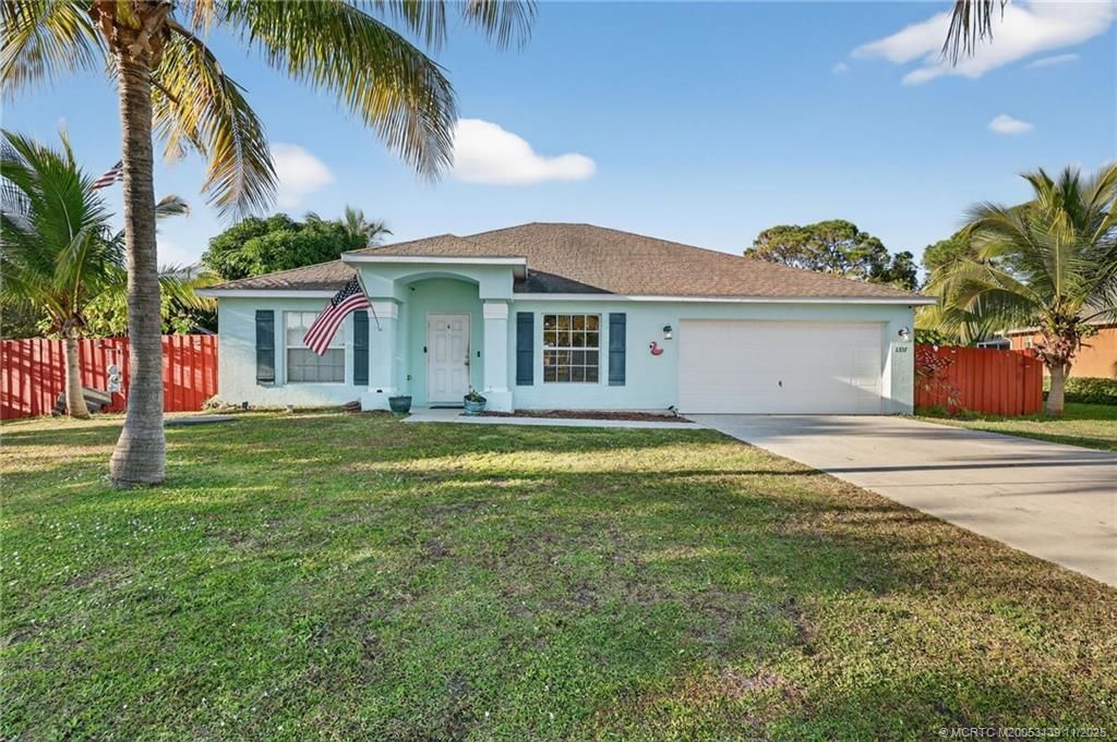 Photo of 2337 SE Maniton Terrace, Port Saint Lucie, FL 34952 (MLS # M20053139)