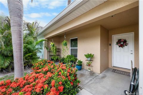 Photo of 1529 NE Sunview Terrace, Jensen Beach, FL 34957 (MLS # M20056197)