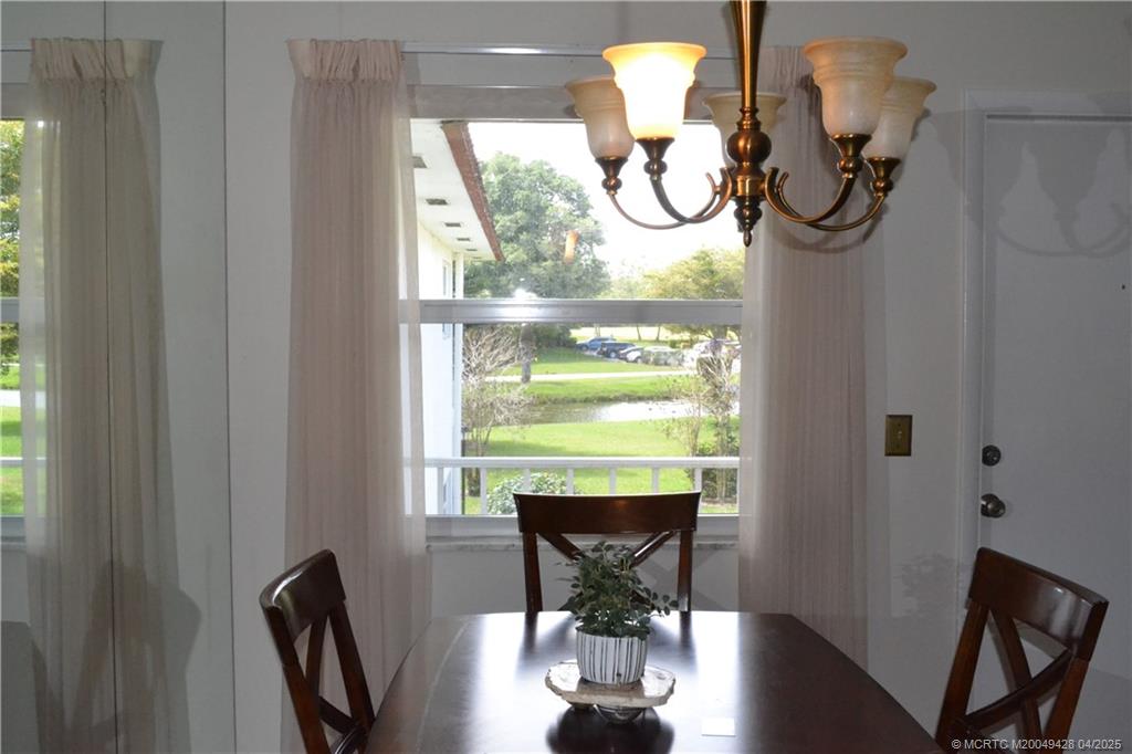 1225 NW 21st Street 1812