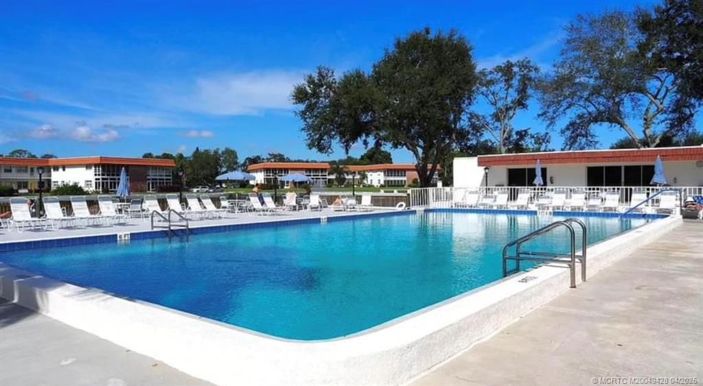 Photo of 1225 NW 21st Street #1812, Stuart, FL 34994 (MLS # M20049428)