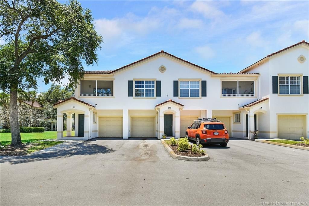 Photo of 174 SE Kitching Circle #174, Stuart, FL 34994 (MLS # M20050511)