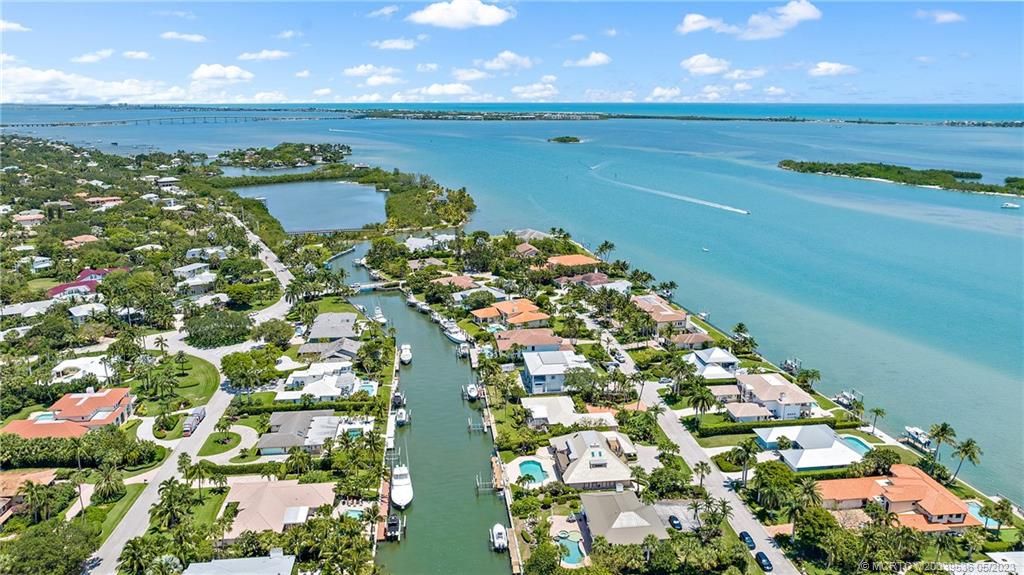 Photo of 19 Island Road, Sewalls Point, FL 34996 (MLS # M20039536)