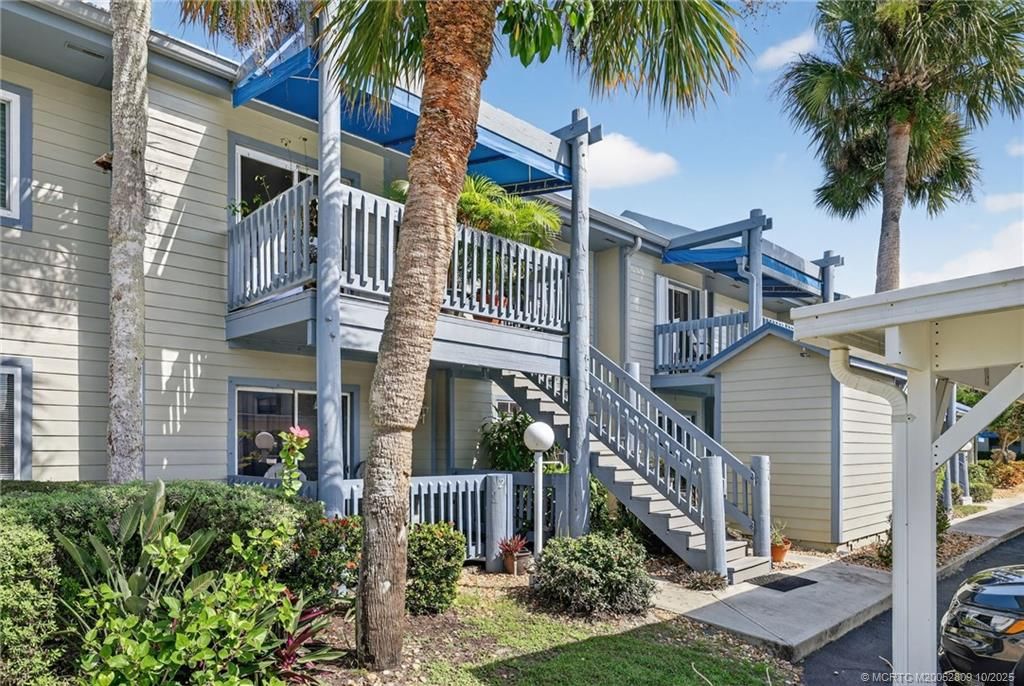 Photo of 1421 NE 14th Court #Q20, Jensen Beach, FL 34957 (MLS # M20052809)