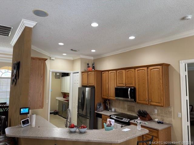 Port Saint Lucie, Florida 34953, United States, 4 Bedrooms Bedrooms, ,2 BathroomsBathrooms,Residential,Active,82058