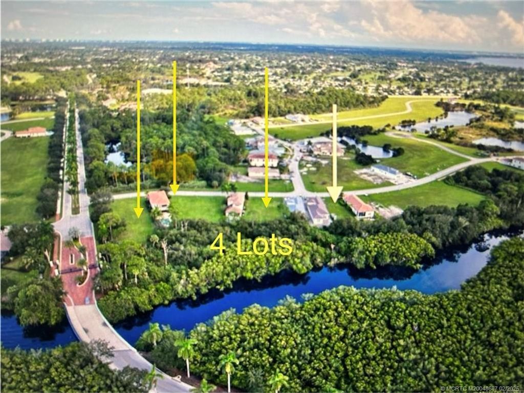 Photo of 143 SE Via Bisento, Port Saint Lucie, FL 34952 (MLS # M20048687)