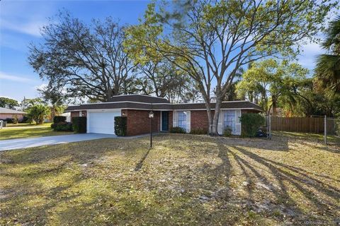 Photo of 2195 43rd Avenue, Vero Beach, FL 32960 (MLS # M20054588)