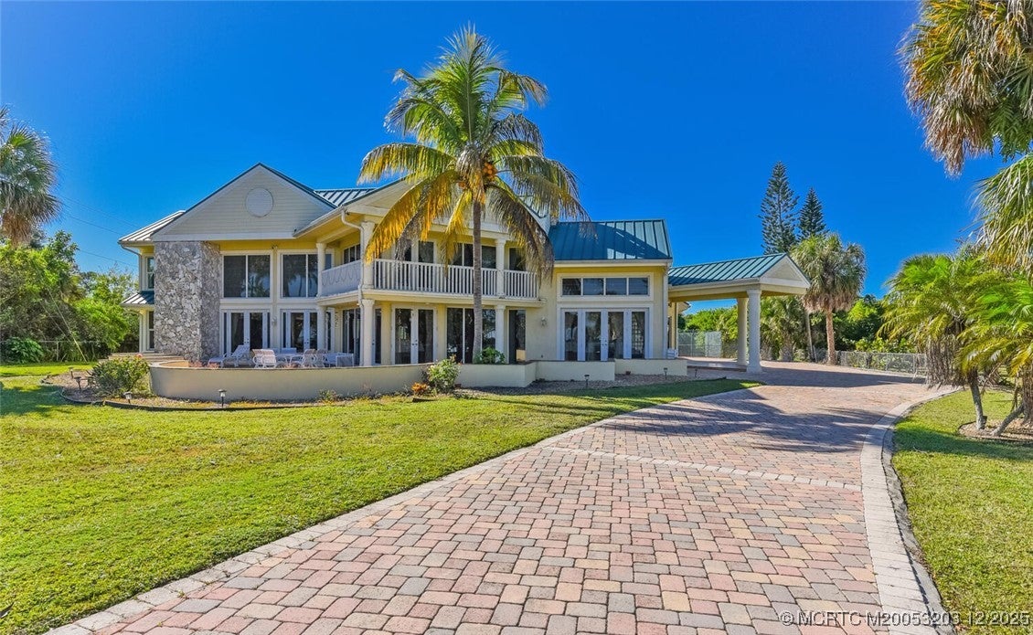 3343 S Indian River Drive