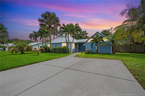 Photo of 537 SW Hidden River Avenue, Palm City, FL 34990 (MLS # M20051769)