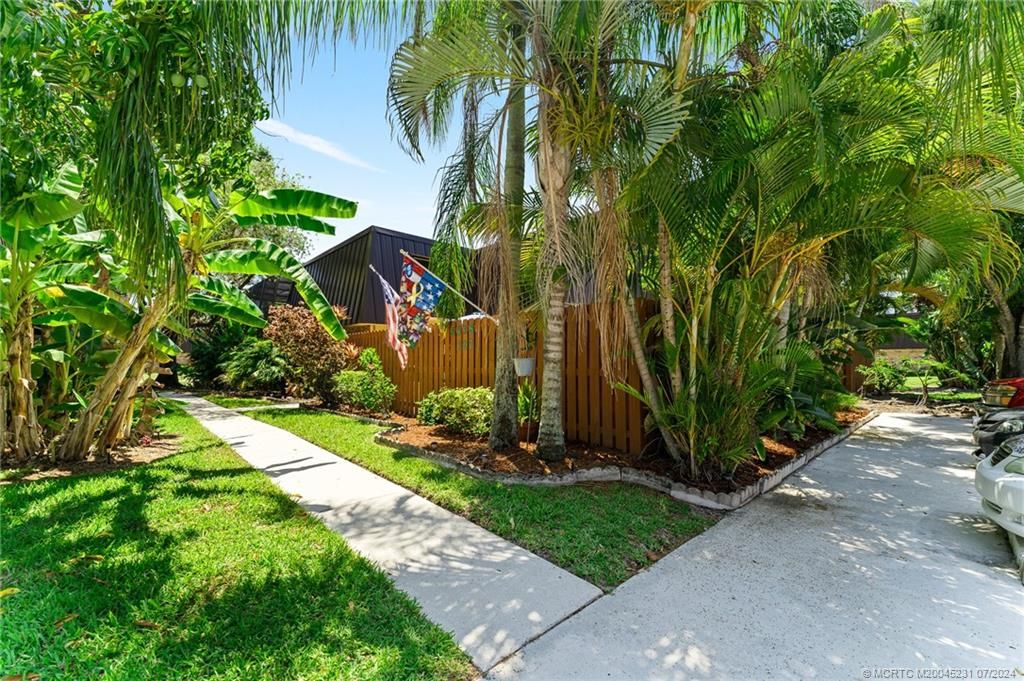 Photo of 6518 SE Windsong Lane, Stuart, FL 34997 (MLS # M20045231)