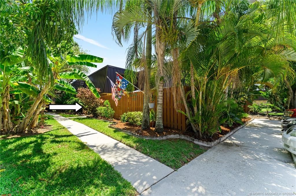 Photo of 6518 SE Windsong Lane, Stuart, FL 34997 (MLS # M20045231)