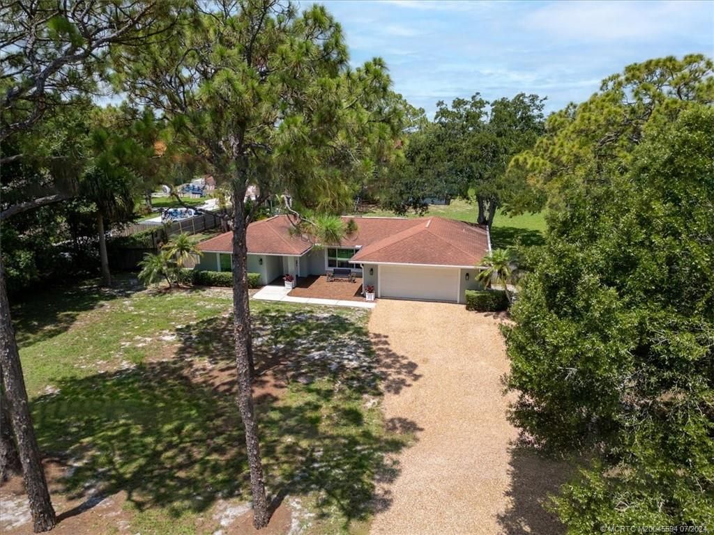 Photo of 5617 Buchanan Drive, Fort Pierce, FL 34982 (MLS # M20045594)