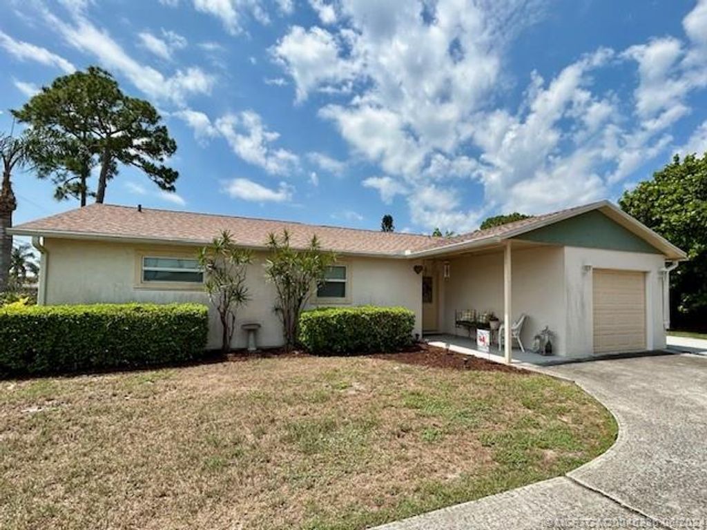 Photo of 2246 SE Wald Street, Port Saint Lucie, FL 34984 (MLS # M20045236)