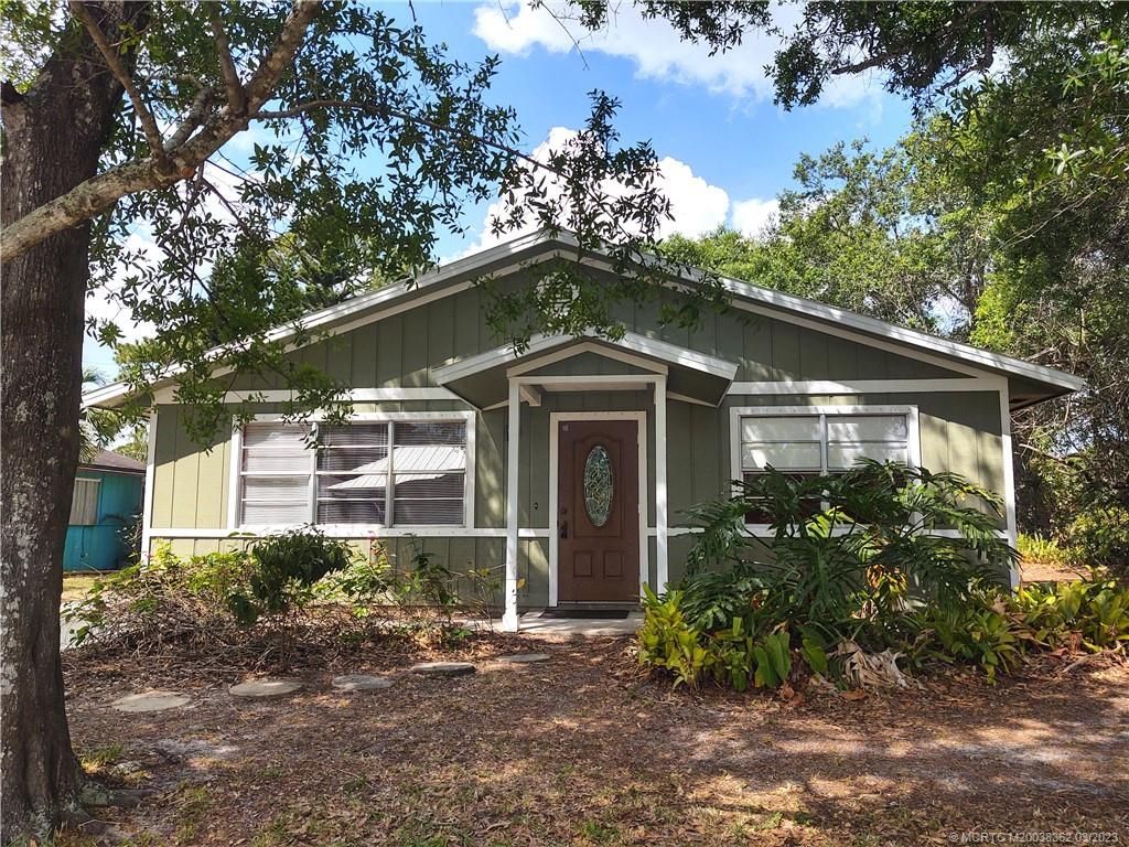 Photo of 3018 SW Virginia Avenue SW, Palm City, FL 34990 (MLS # M20038362)