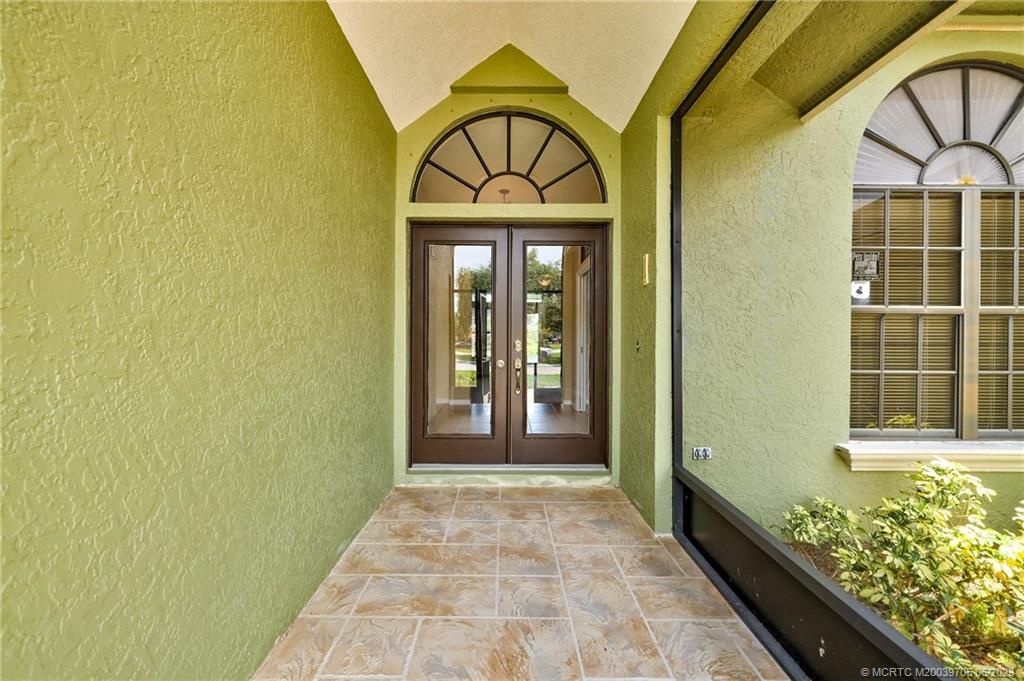 Photo of 1121 SW Meadow Court, Palm City, FL 34990 (MLS # M20039705)