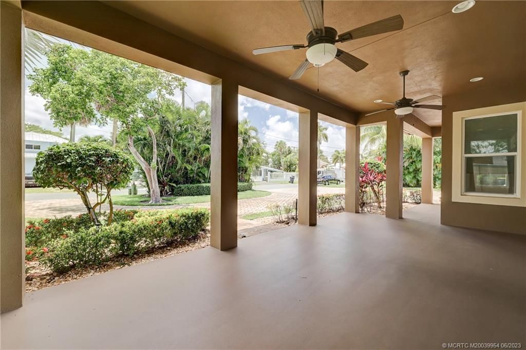 Photo of 311 SE Cardinal Way, Stuart, FL 34996 (MLS # M20039954)