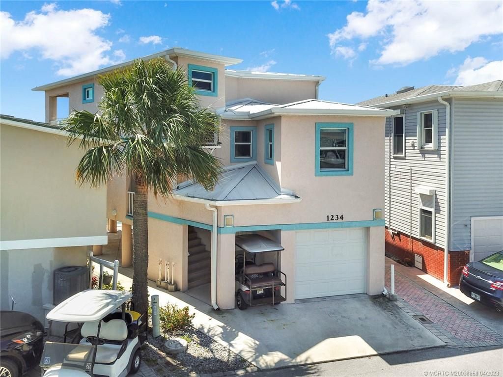 Photo of 1234 Nettles Boulevard, Jensen Beach, FL 34957 (MLS # M20038858)