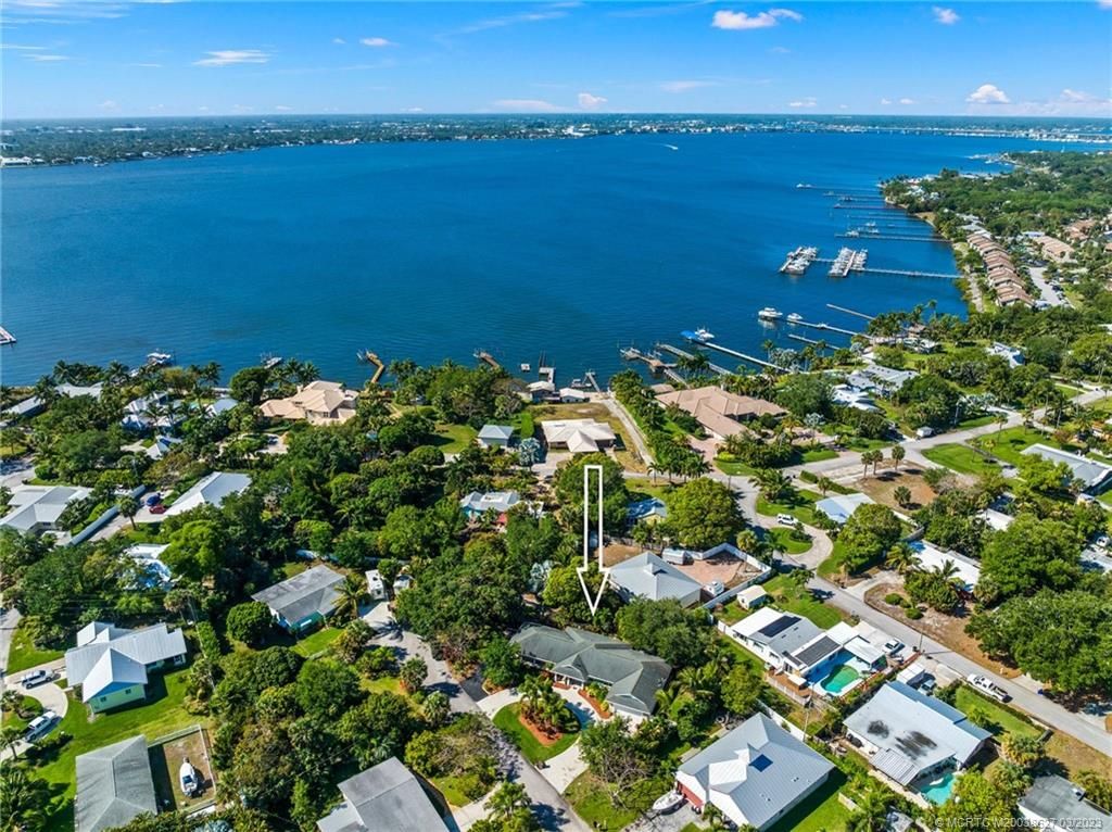 Photo of 1350 NE Eleanor Avenue, Jensen Beach, FL 34957 (MLS # M20038627)