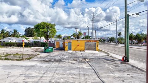 1500 S Military Trail West Palm Beach FL 33415