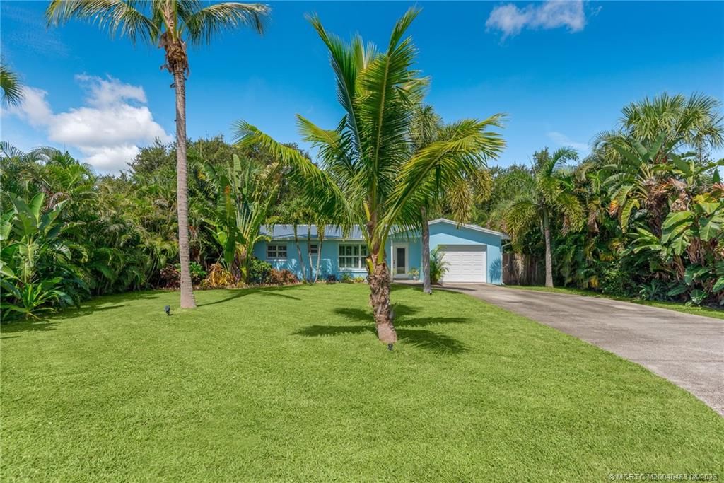 Photo of 1020 NE Key Drive, Jensen Beach, FL 34957 (MLS # M20040483)