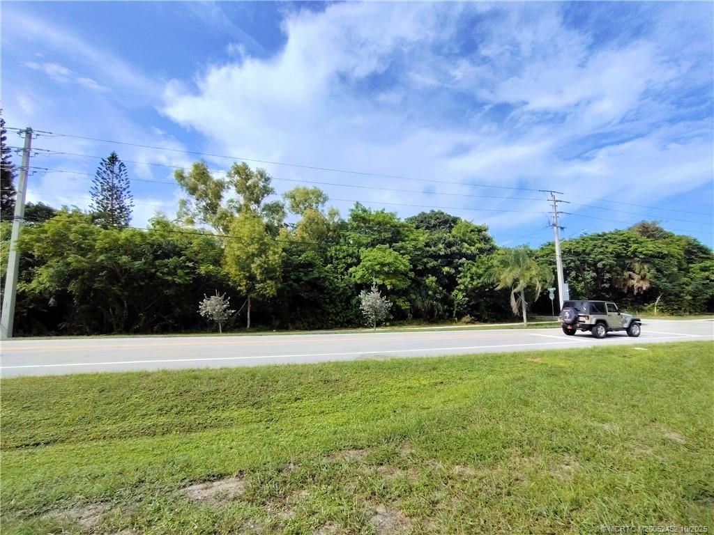 Photo of 5470 SE Ebbtide Avenue, Stuart, FL 34997 (MLS # M20052462)