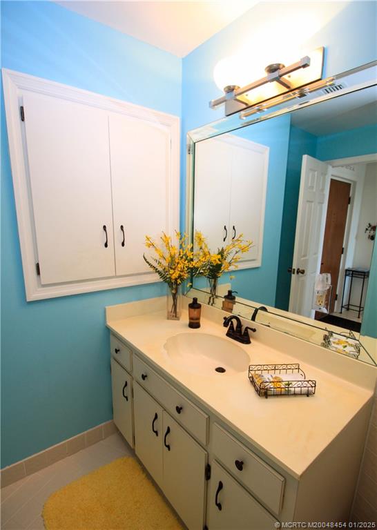 Stuart, Florida 34996, United States, 1 Bedroom Bedrooms, ,2 BathroomsBathrooms,Residential,Active,20233