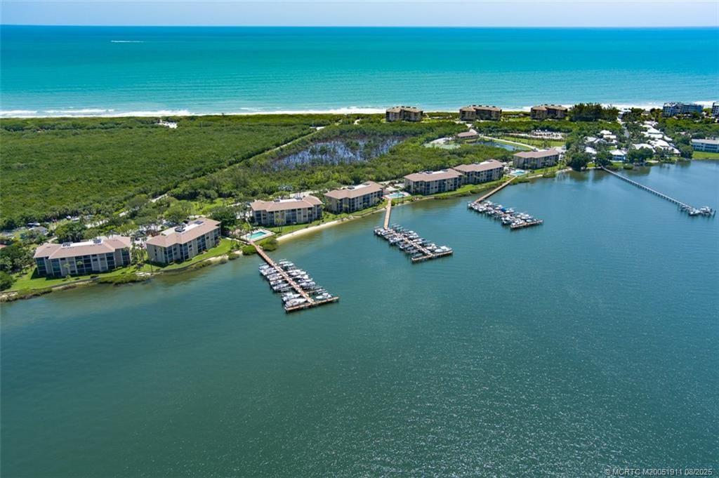 Photo of 4540 NE Sandpebble Trace #406, Stuart, FL 34996 (MLS # M20051911)