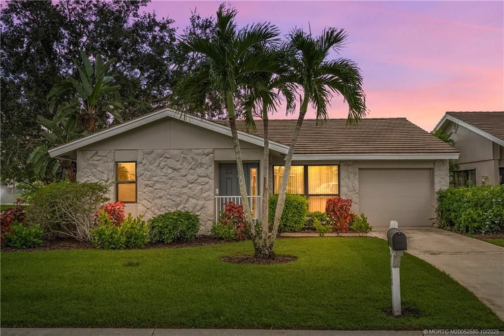 Photo of 4100 SW Egret Pond Terrace, Palm City, FL 34990 (MLS # M20052580)