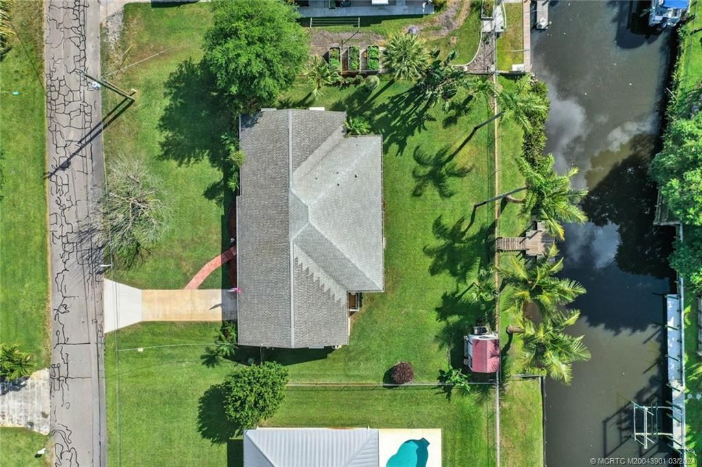 Photo of 310 SW Harbor Street, Stuart, FL 34997 (MLS # M20043901)