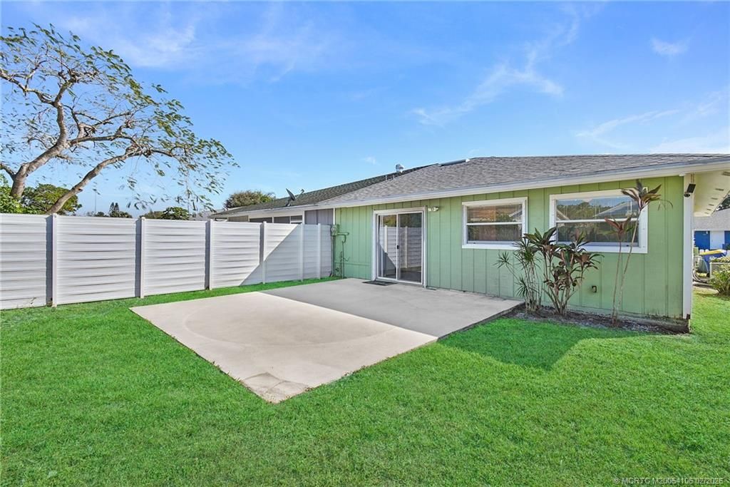 Photo of 4471 SE Village Road, Stuart, FL 34997 (MLS # M20054106)