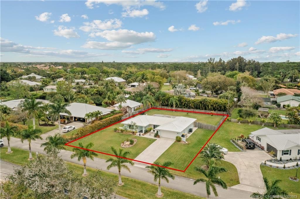 Photo of 2473 NW Everglades Boulevard, Stuart, FL 34994 (MLS # M20038197)