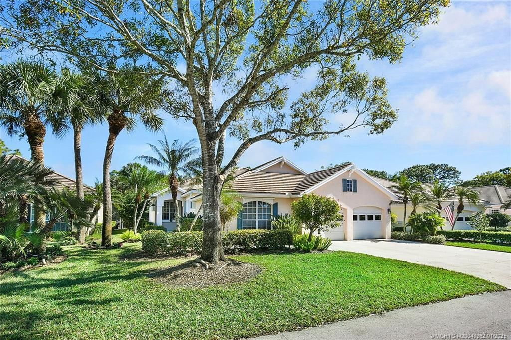 Photo of 3558 SE Doubleton Drive, Stuart, FL 34997 (MLS # M20048362)