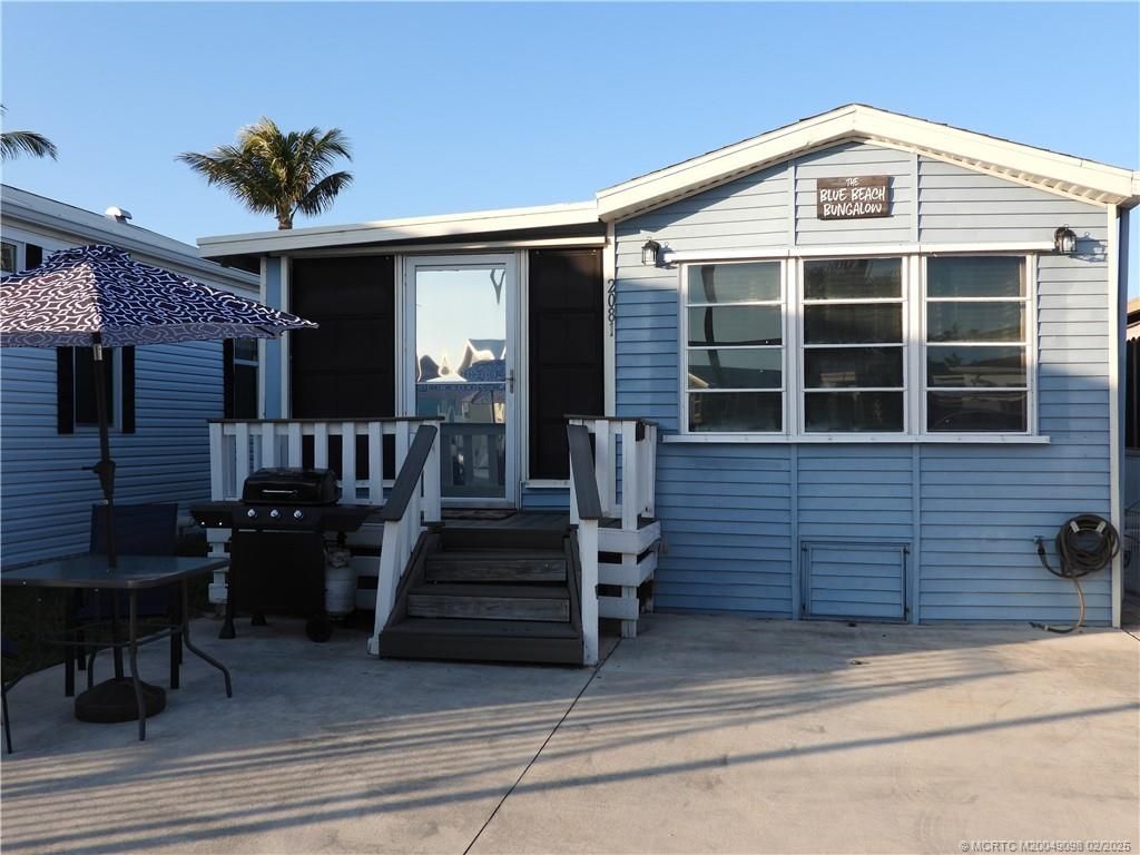 Photo of 2081 Nettles Boulevard, Jensen Beach, FL 34957 (MLS # M20049098)